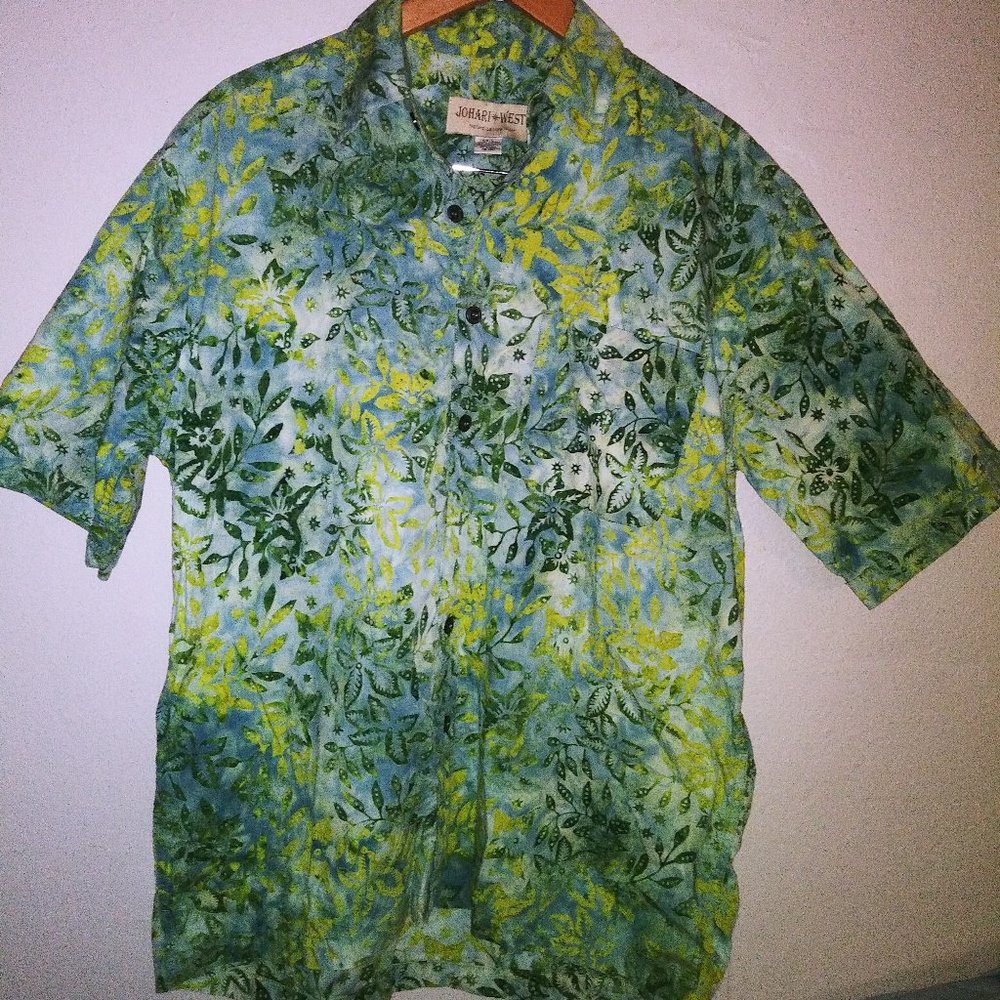 Mens Johari West Green Batik sz L short sleeve